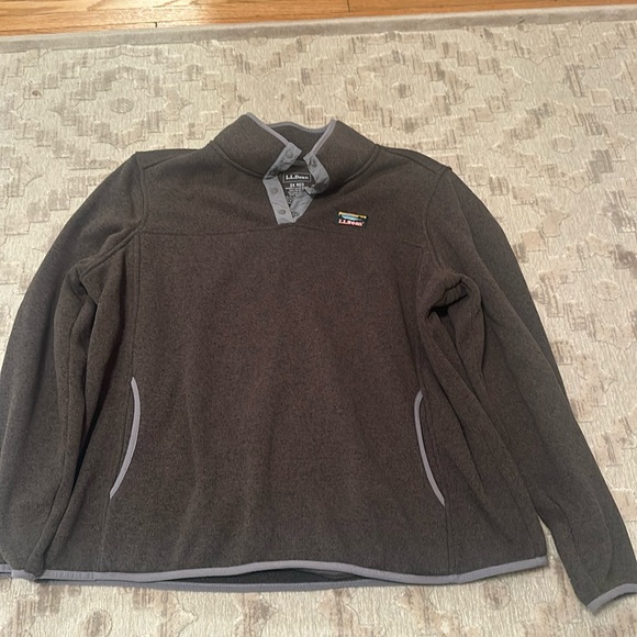 Women's L.L.Bean Sweater Fleece Pullover - Picture 2 of 4